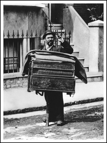 Barrel organ