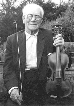 'Harkie' (Harcourt) Nesling